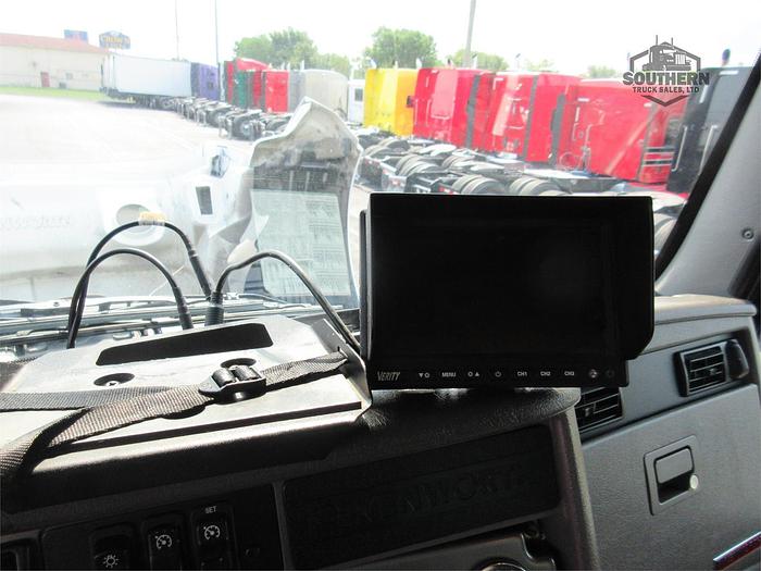 Used 2021 KENWORTH T270