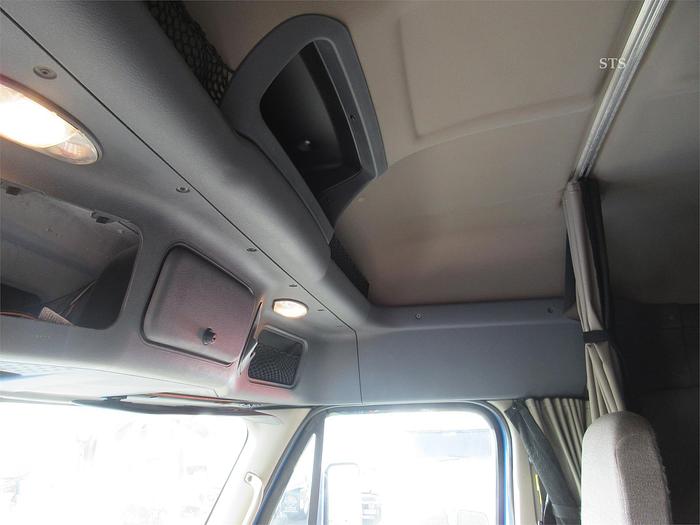 Used 2017 FREIGHTLINER CASCADIA 125