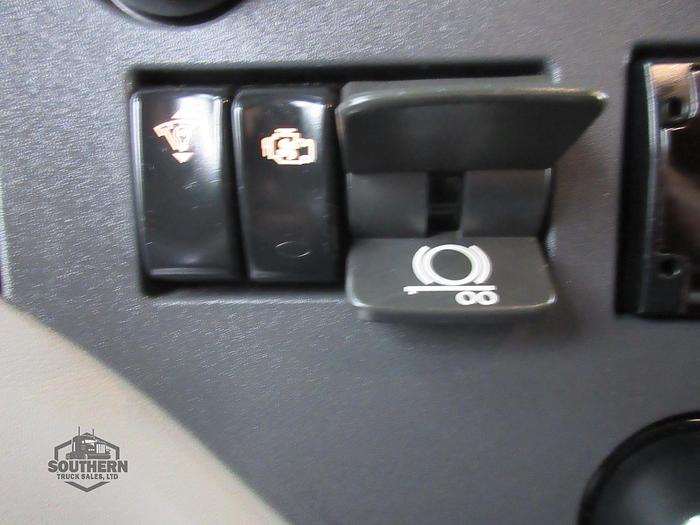 Used 2019 PETERBILT 567