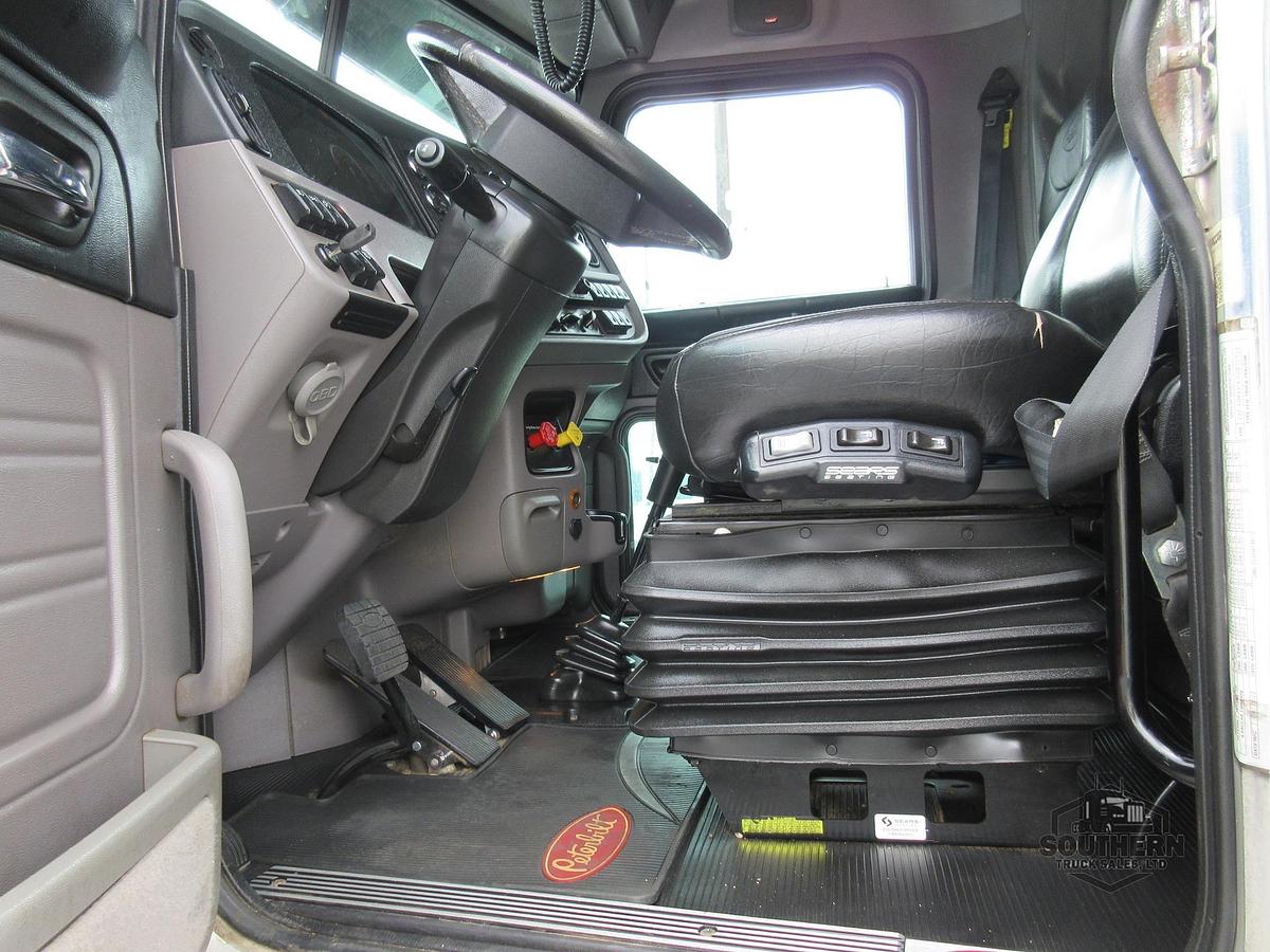 Used 2023 PETERBILT 389