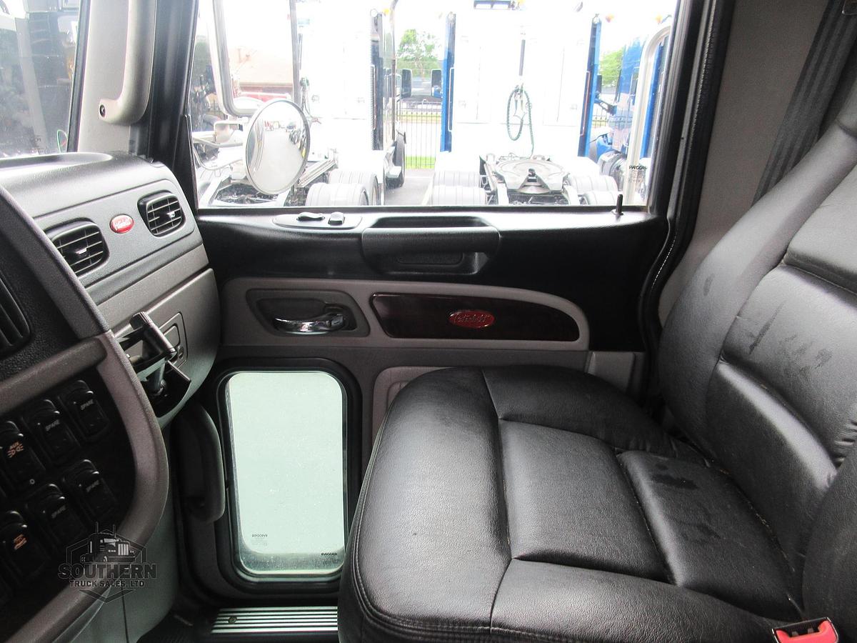 Used 2019 PETERBILT 389