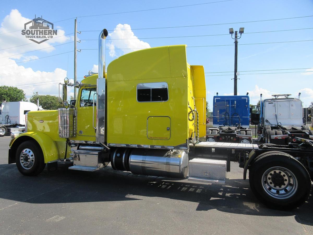Used 2019 PETERBILT 389
