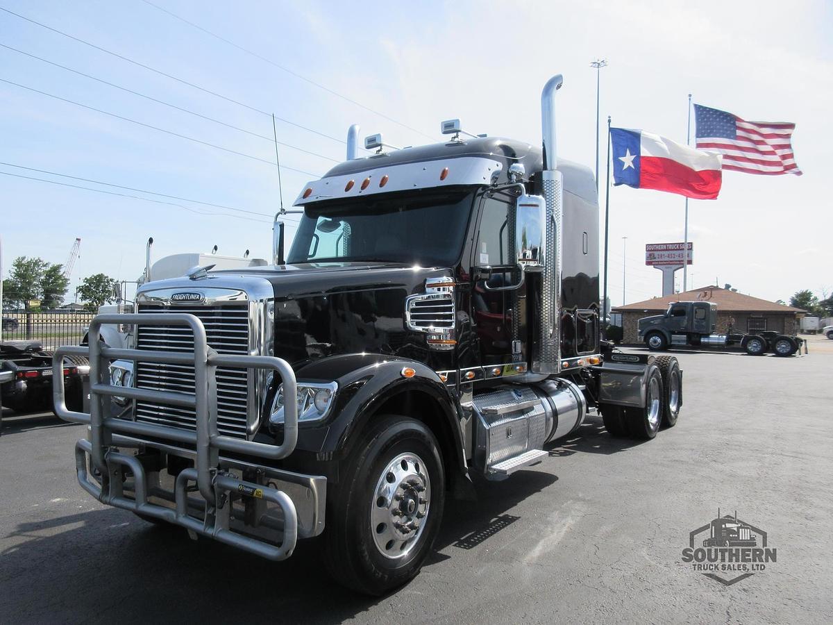 Used 2023 FREIGHTLINER CORONADO 122 SD