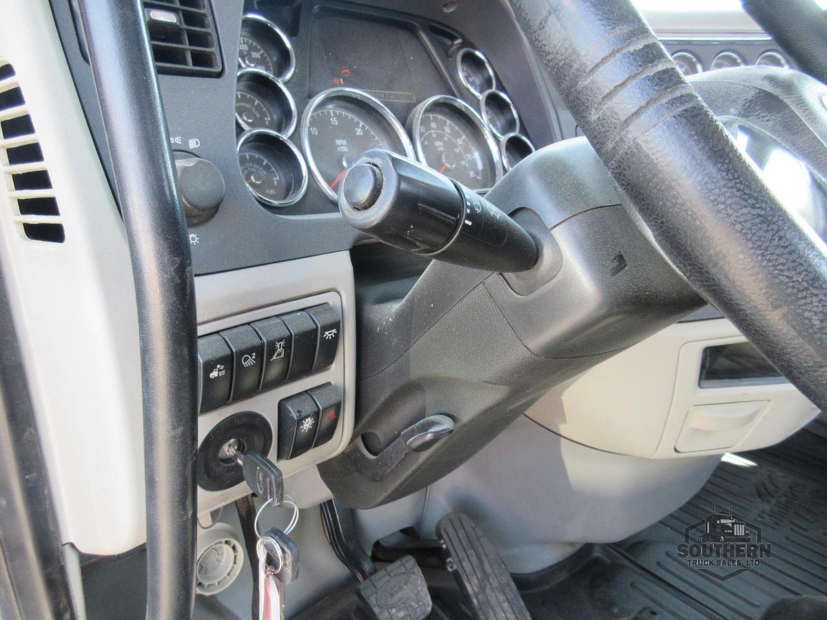 Used 2020 PETERBILT 567