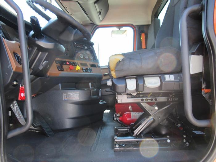 Used 2018 FREIGHTLINER CASCADIA 116