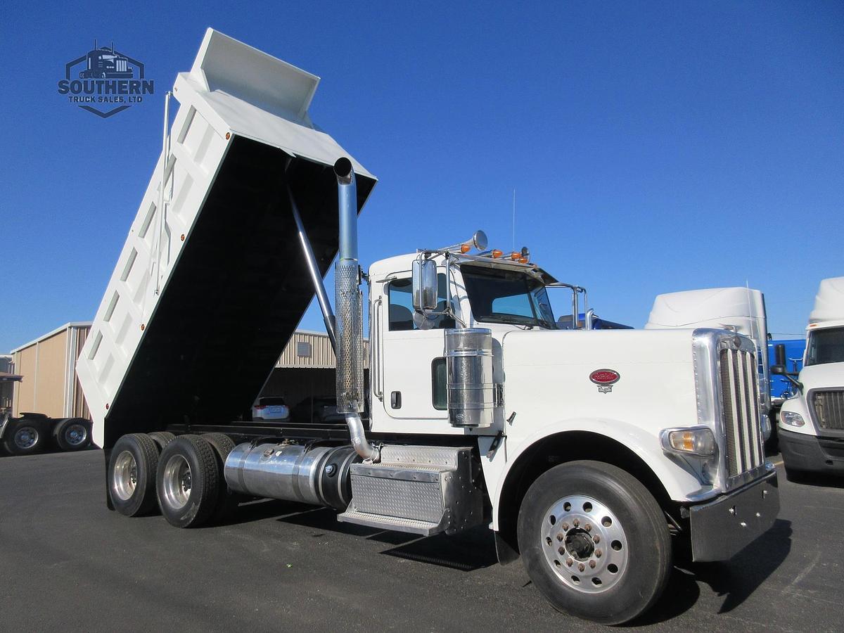 Used 2019 PETERBILT 389
