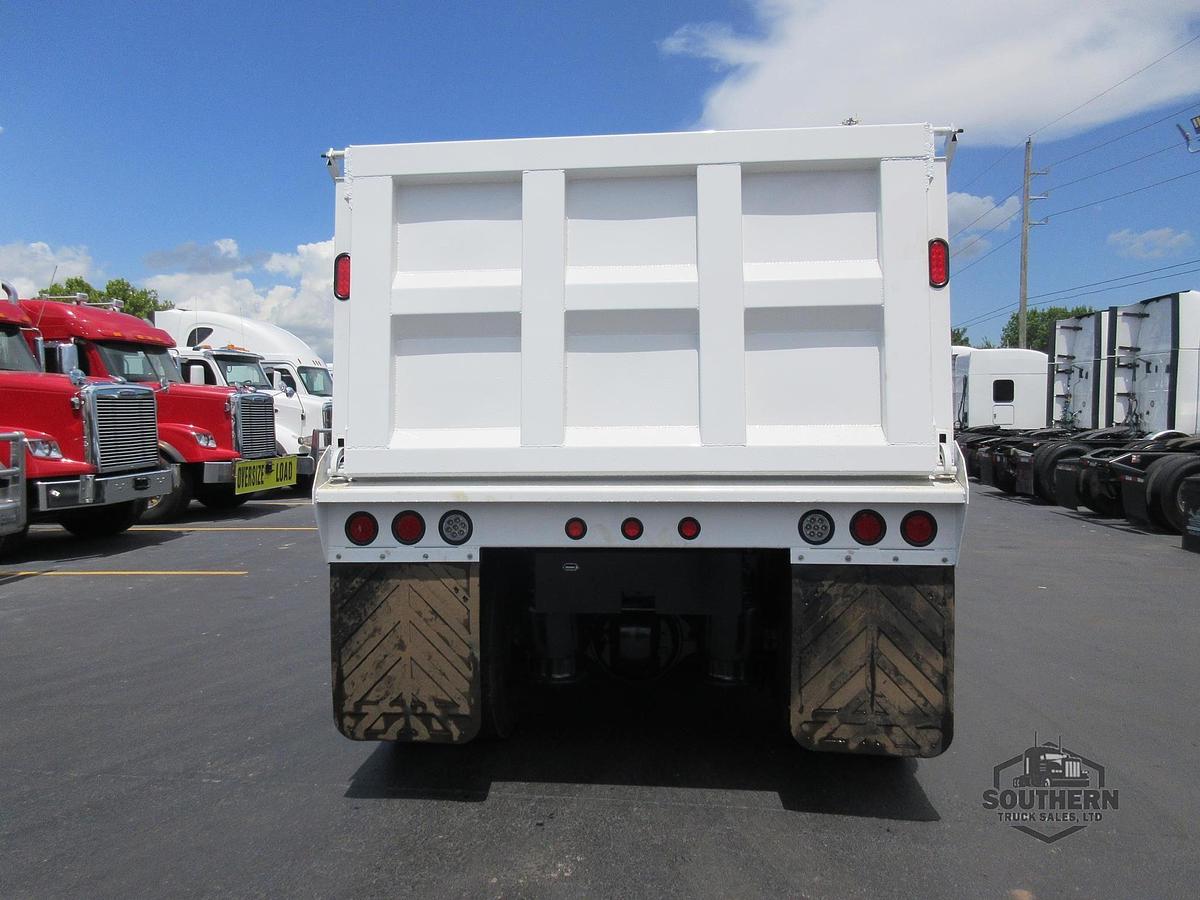 Used 2019 FREIGHTLINER CASCADIA 113