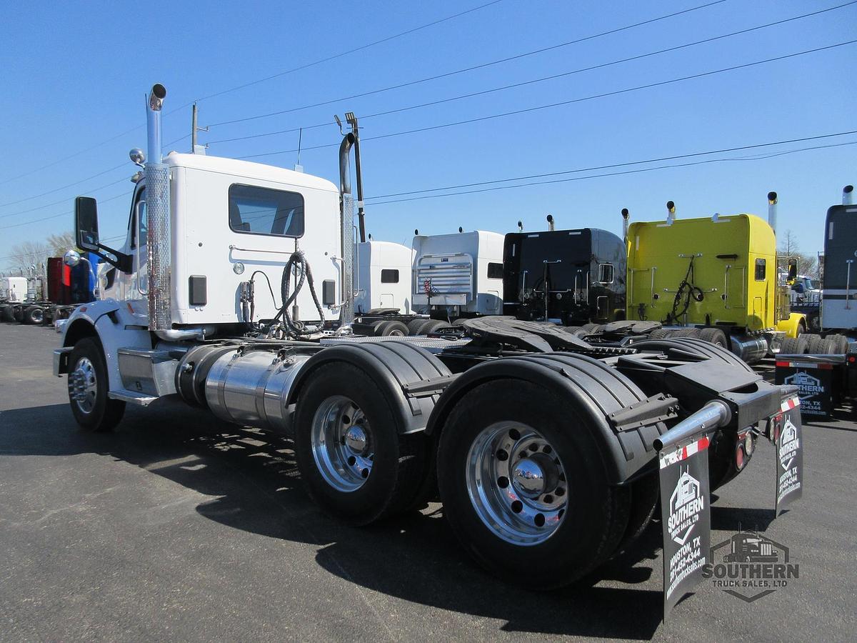 Used 2020 PETERBILT 567