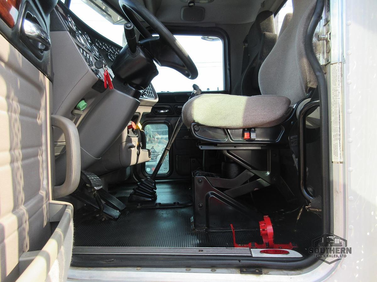 Used 2020 PETERBILT 389