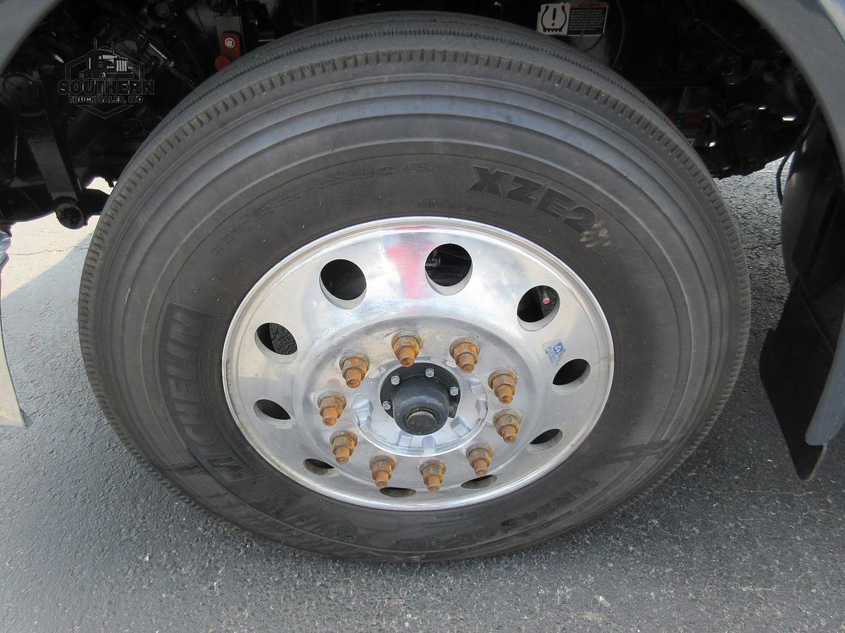 Used 2025 PETERBILT 567