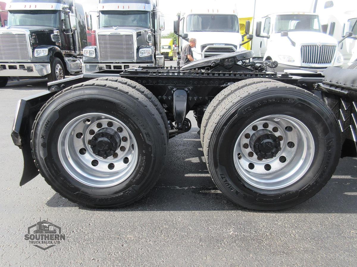 Used 2020 FREIGHTLINER CASCADIA 125