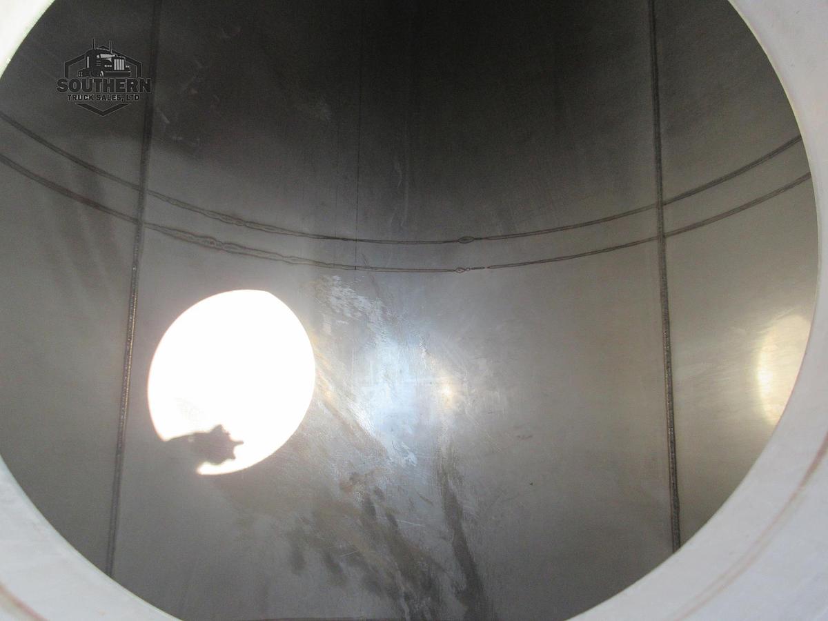 Used 2018 ACRO 5,600 gal