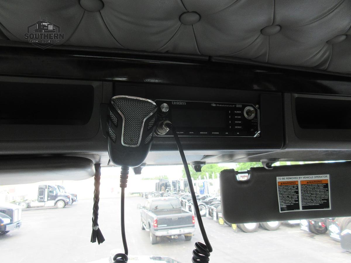 Used 2023 KENWORTH W900