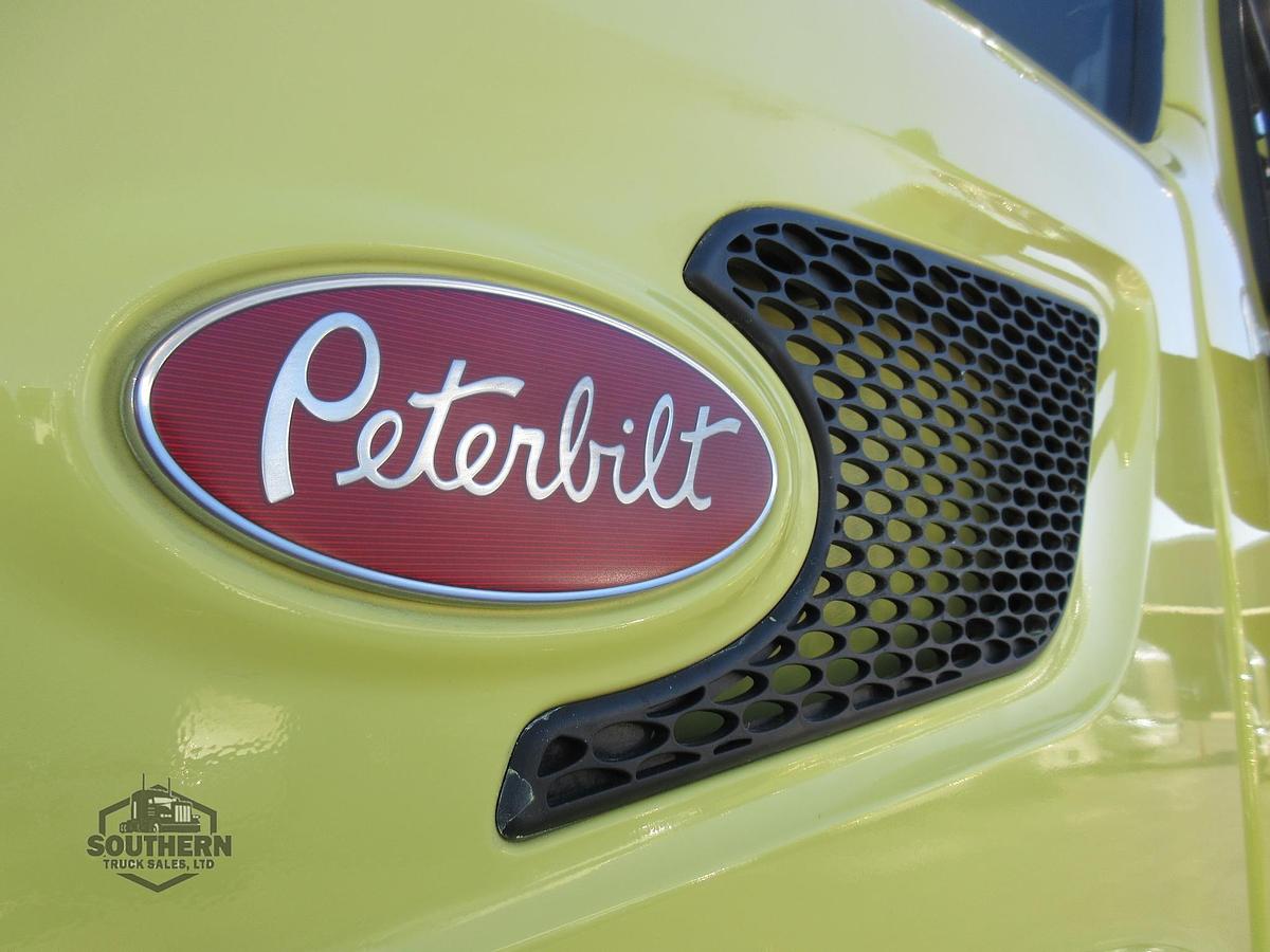 Used 2020 PETERBILT 567