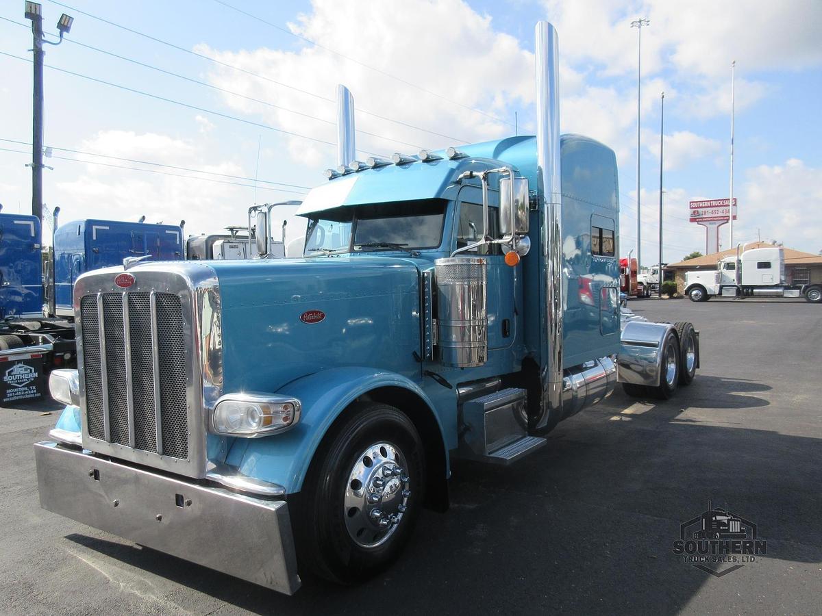 Used 2021 PETERBILT 389