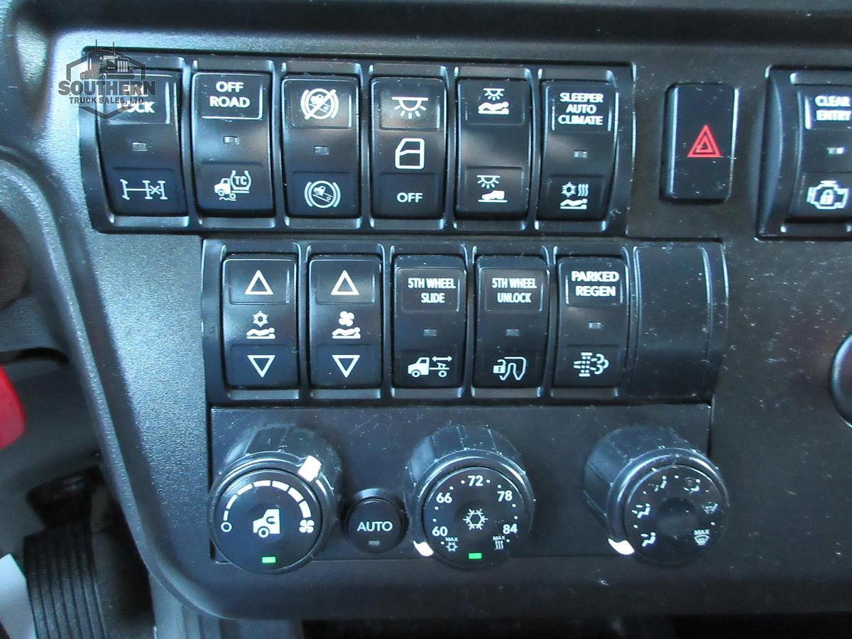 Used 2021 INTERNATIONAL LT