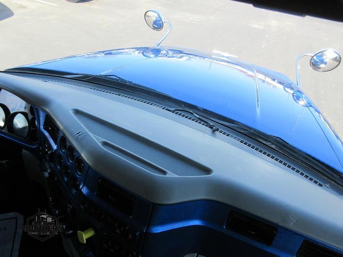 Used 2020 PETERBILT 567