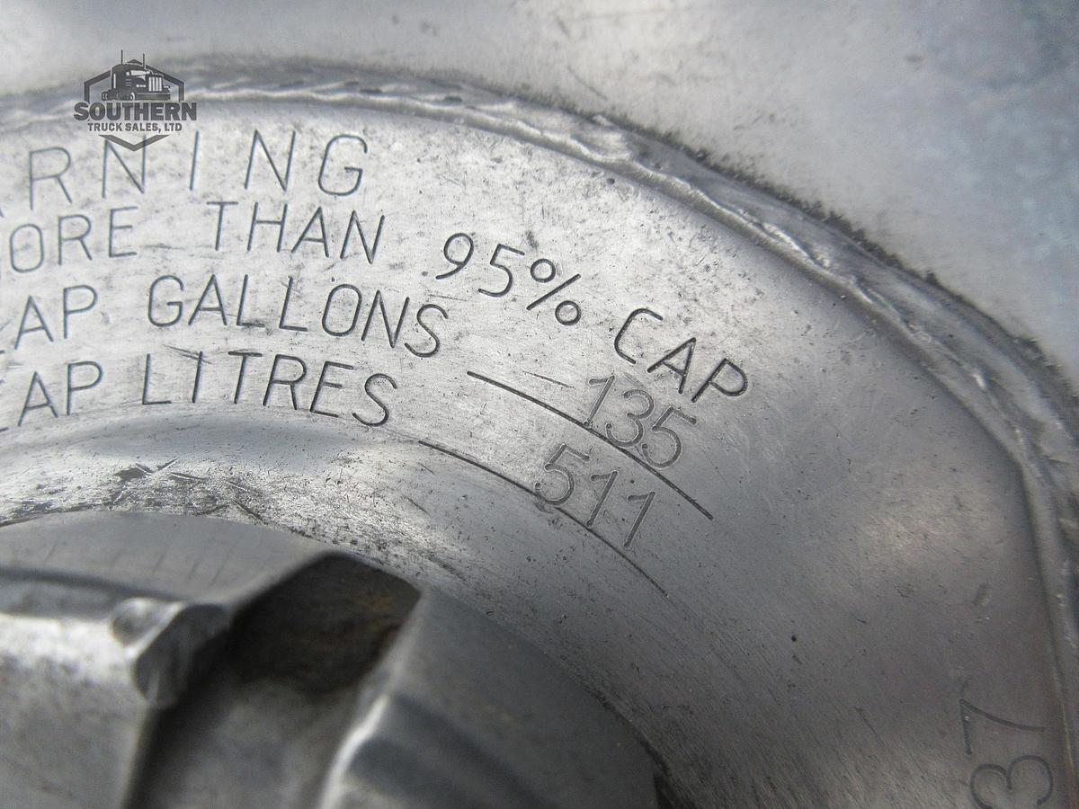 Used 2023 KENWORTH T880