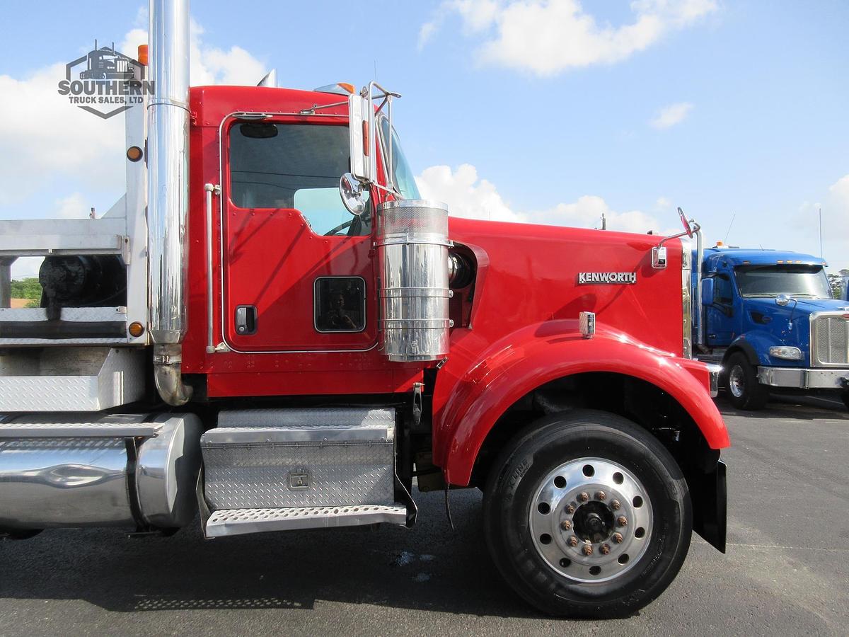 Used 2007 KENWORTH W900