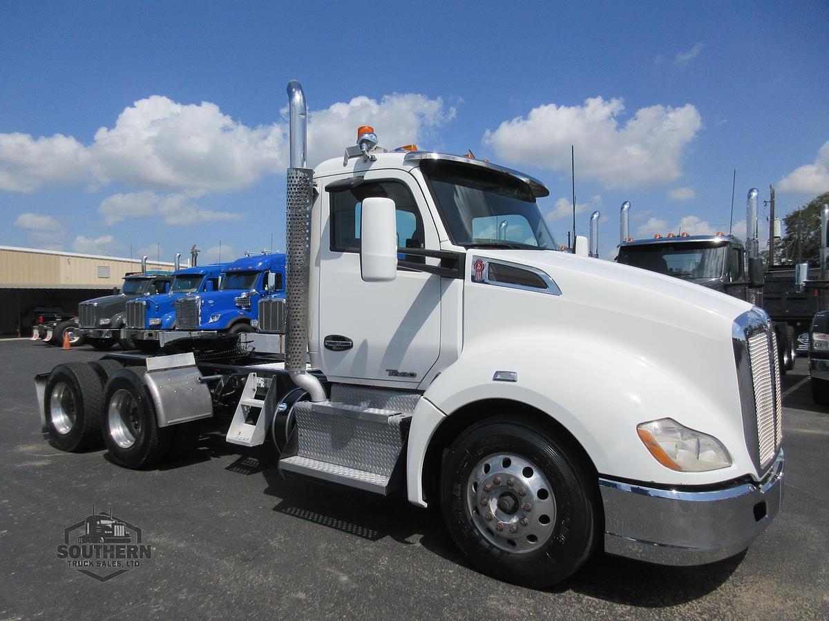 Used 2017 KENWORTH T680
