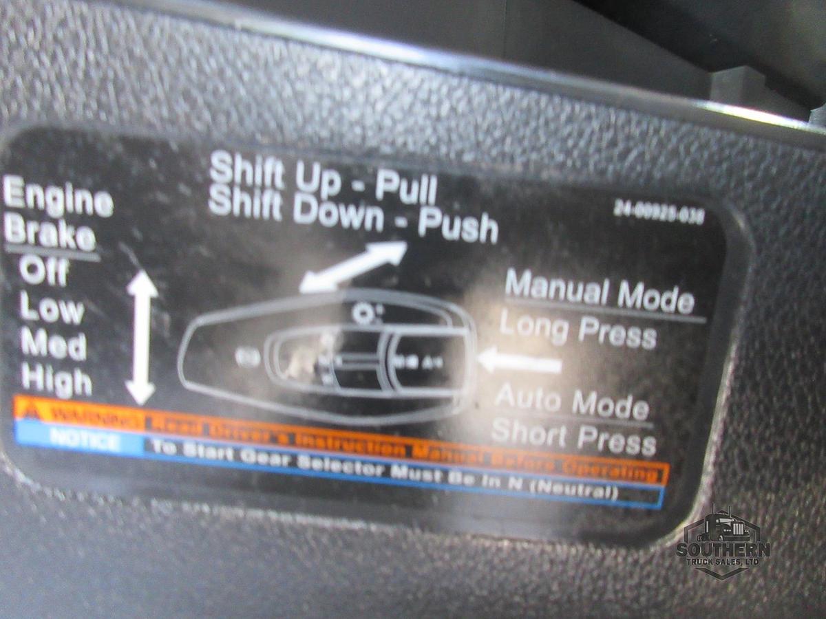 Used 2022 FREIGHTLINER CASCADIA 126