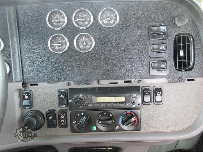 Used 2014 PETERBILT 365