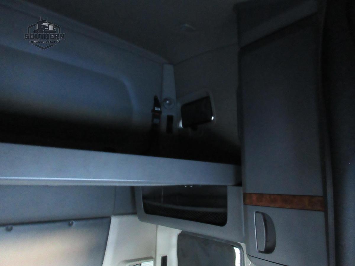Used 2021 INTERNATIONAL LT