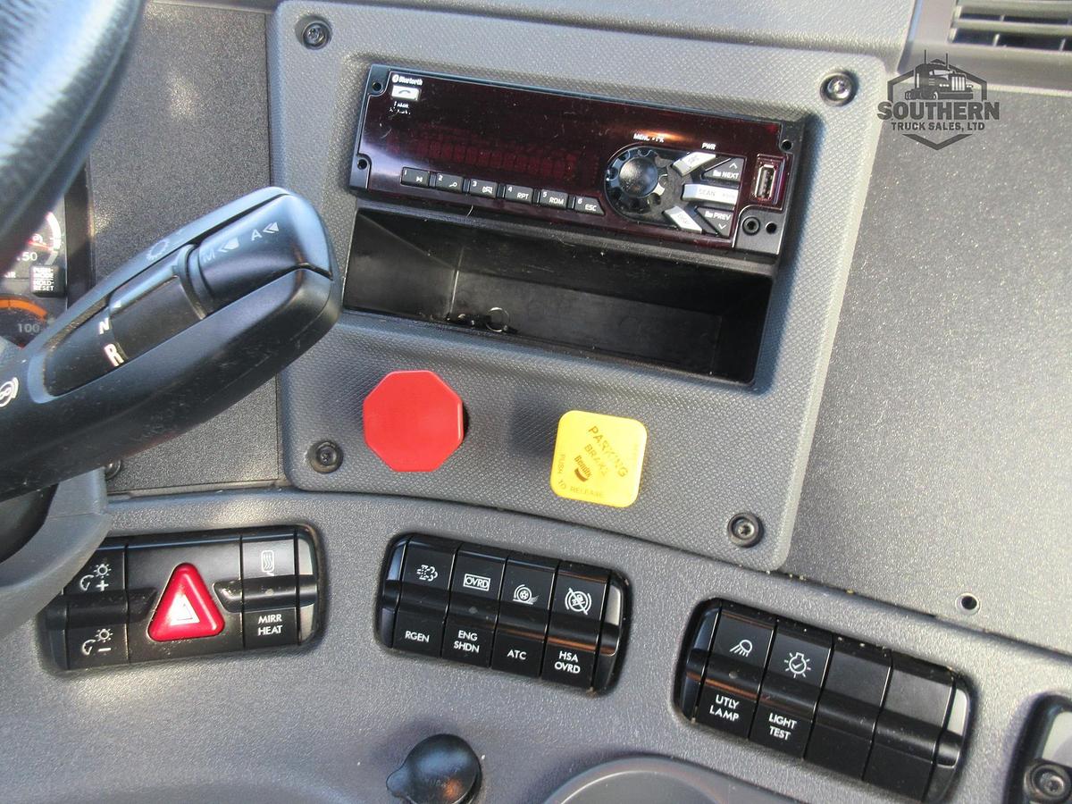 Used 2018 FREIGHTLINER CASCADIA 113