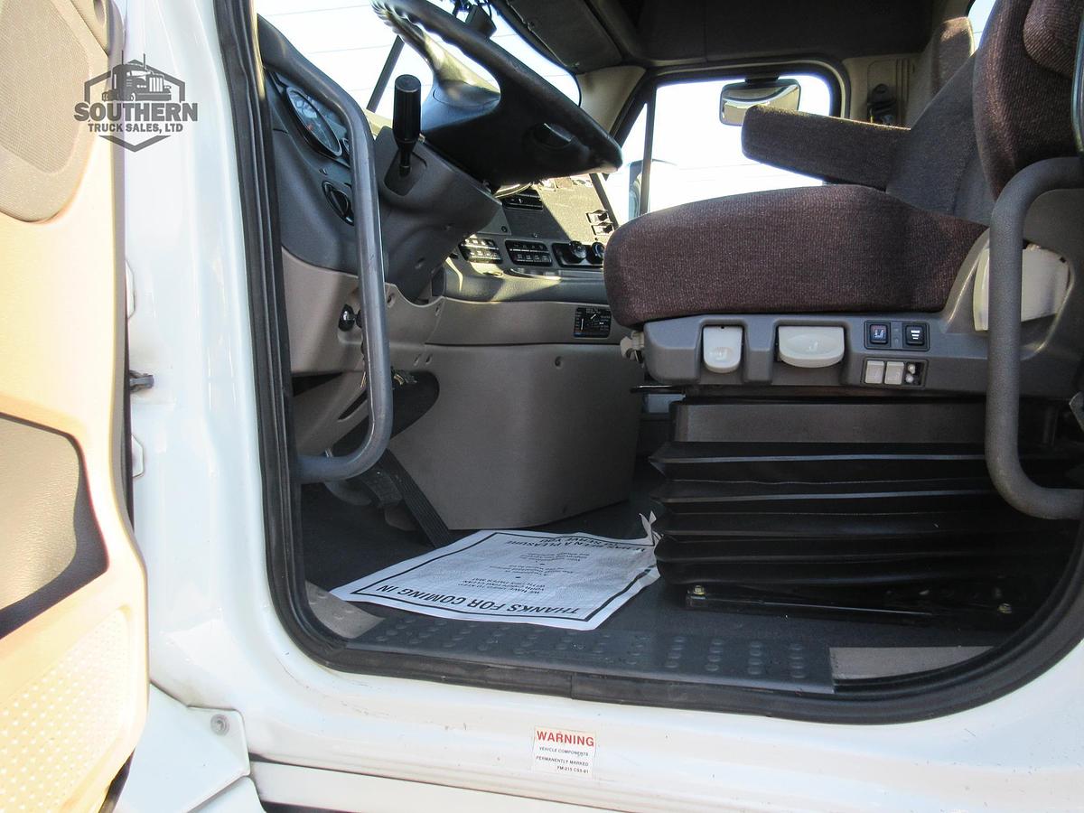 Used 2020 FREIGHTLINER CASCADIA 125