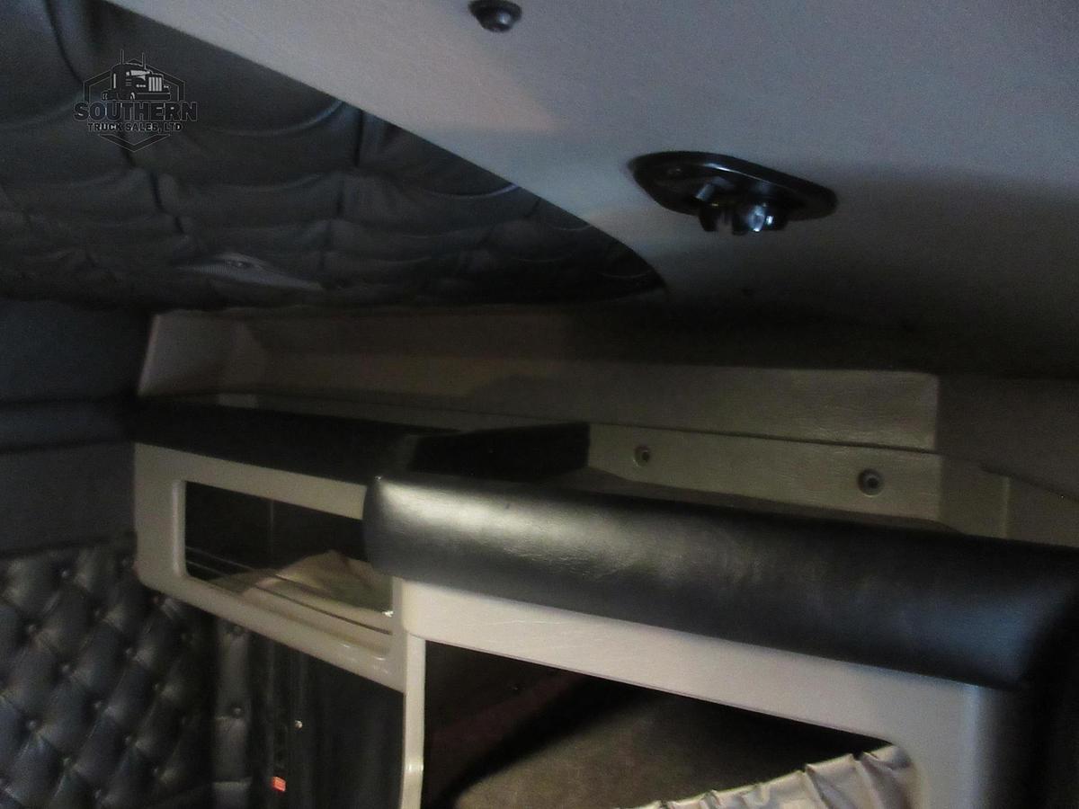 Used 2019 KENWORTH W900L