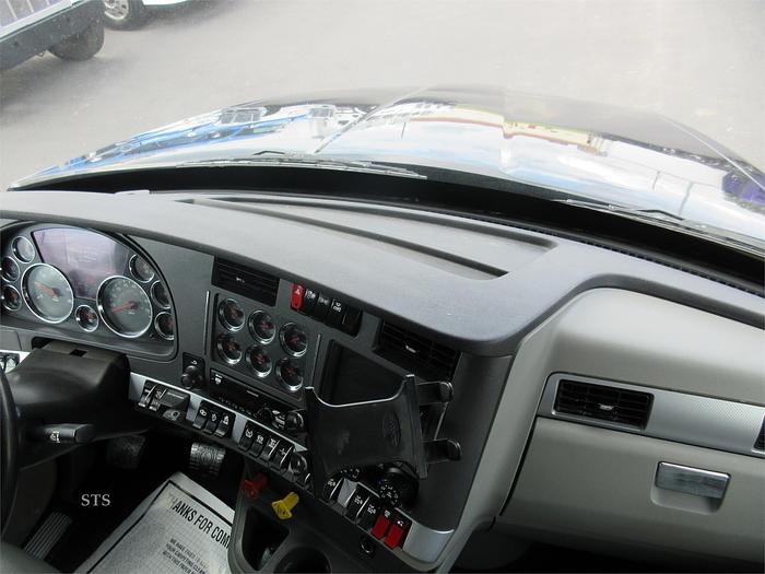 Used 2021 KENWORTH T880