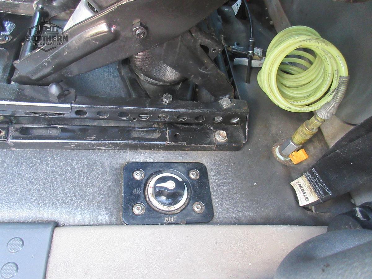 Used 2017 FREIGHTLINER CASCADIA 125