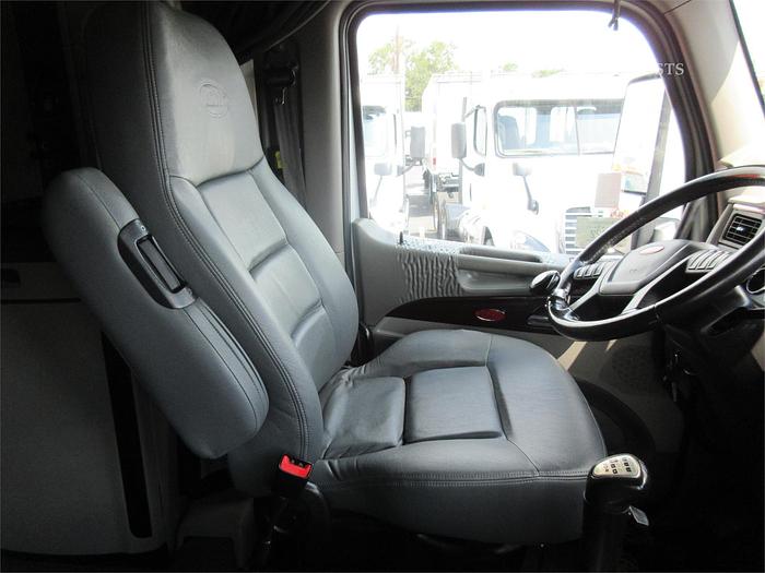 Used 2018 PETERBILT 579