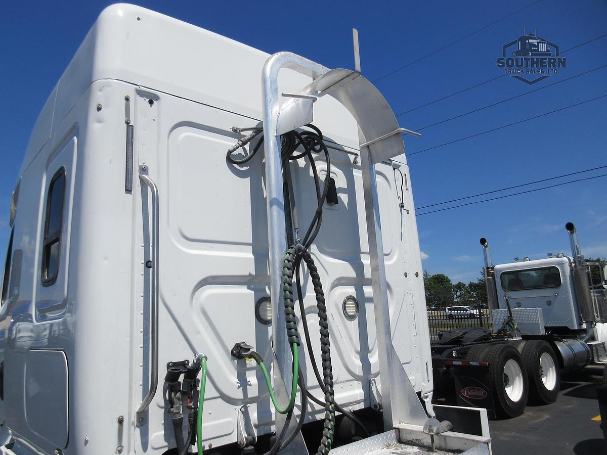 Used 2020 FREIGHTLINER CASCADIA 126