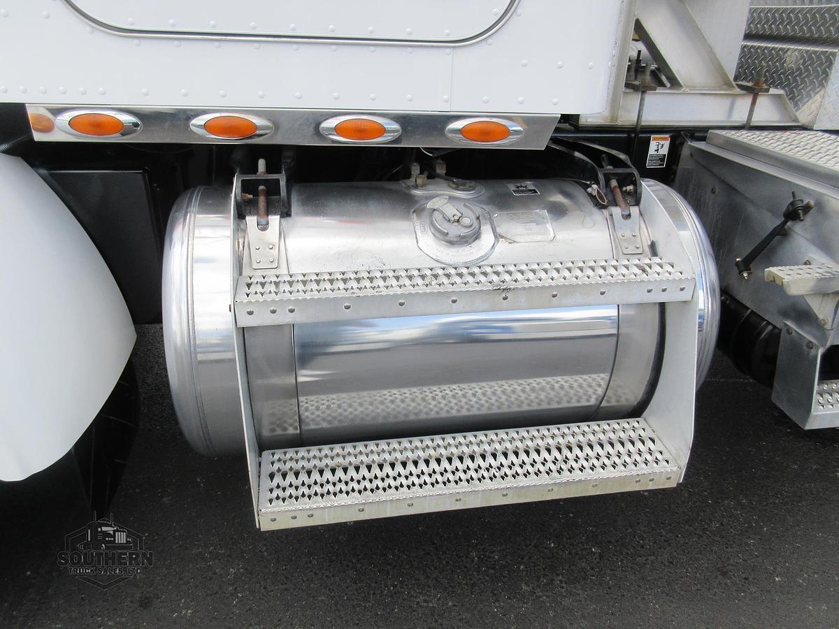 Used 2008 PETERBILT 367