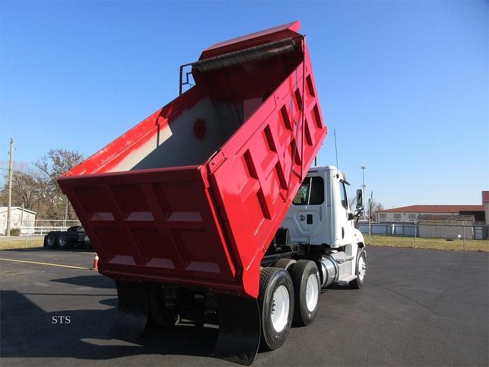 Used 2016 FREIGHTLINER CASCADIA 125