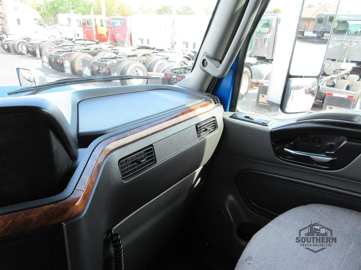 Used 2021 INTERNATIONAL LT