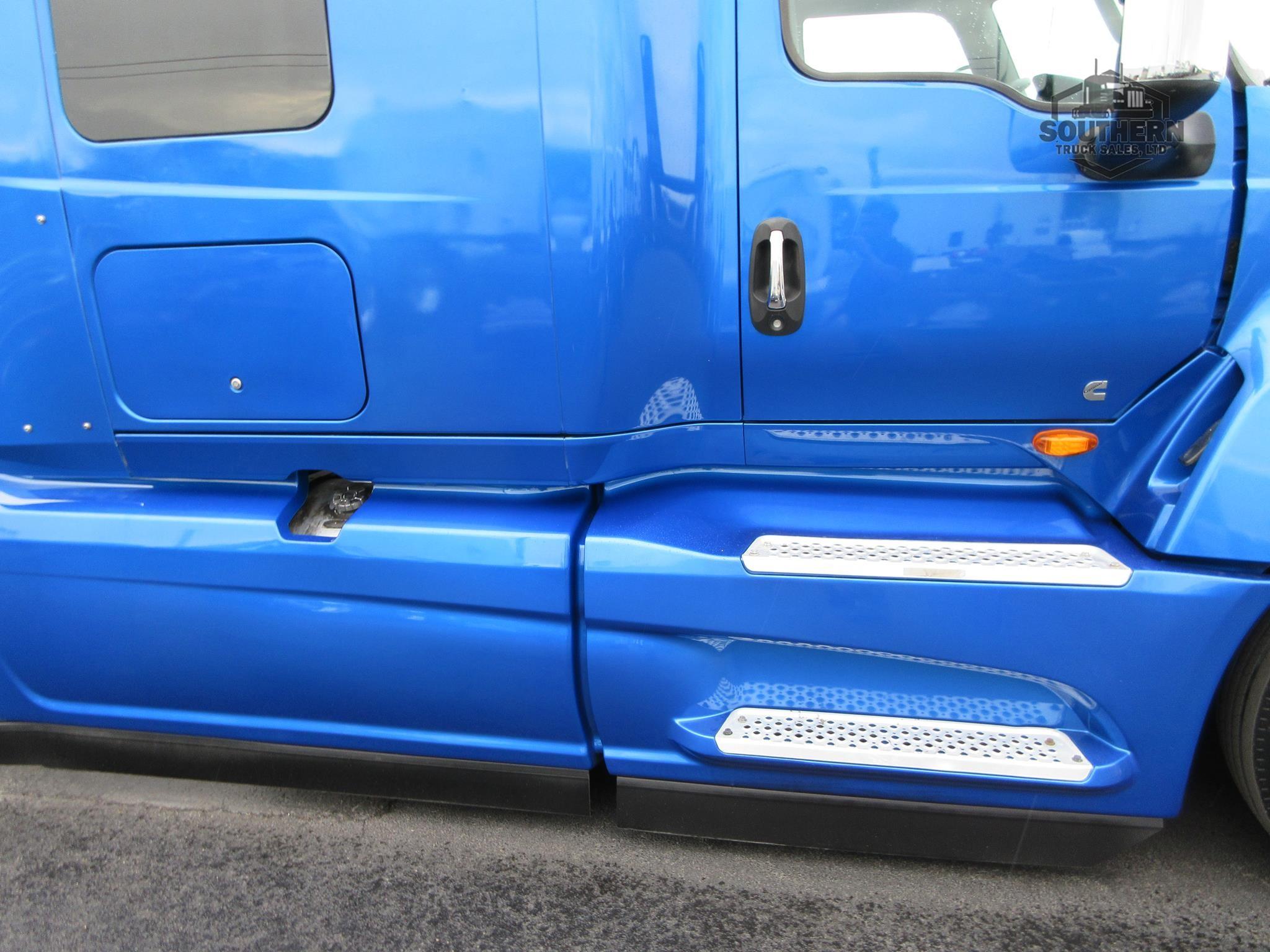Used 2021 INTERNATIONAL LT
