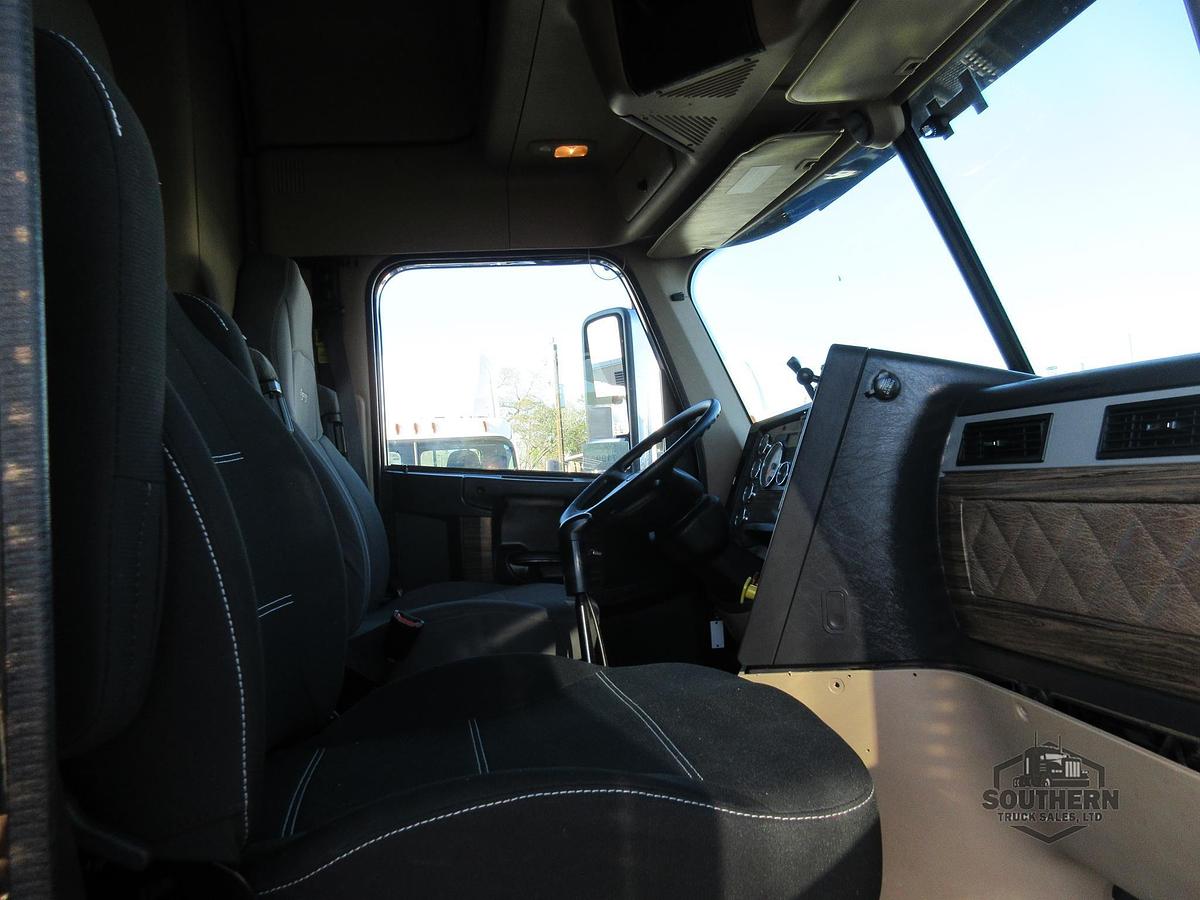 Used 2021 FREIGHTLINER CORONADO 122 SD