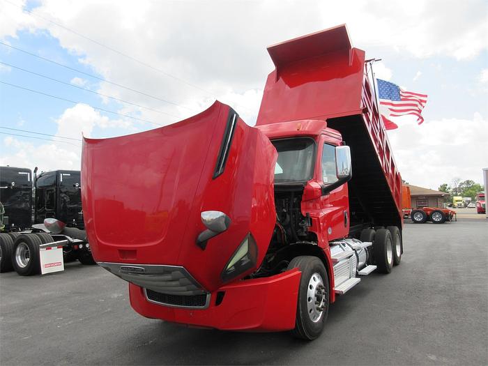 Used 2019 FREIGHTLINER CASCADIA 126