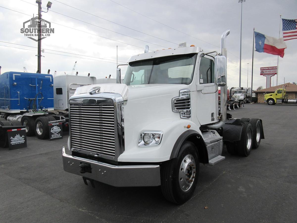 Used 2019 FREIGHTLINER CORONADO 122 SD