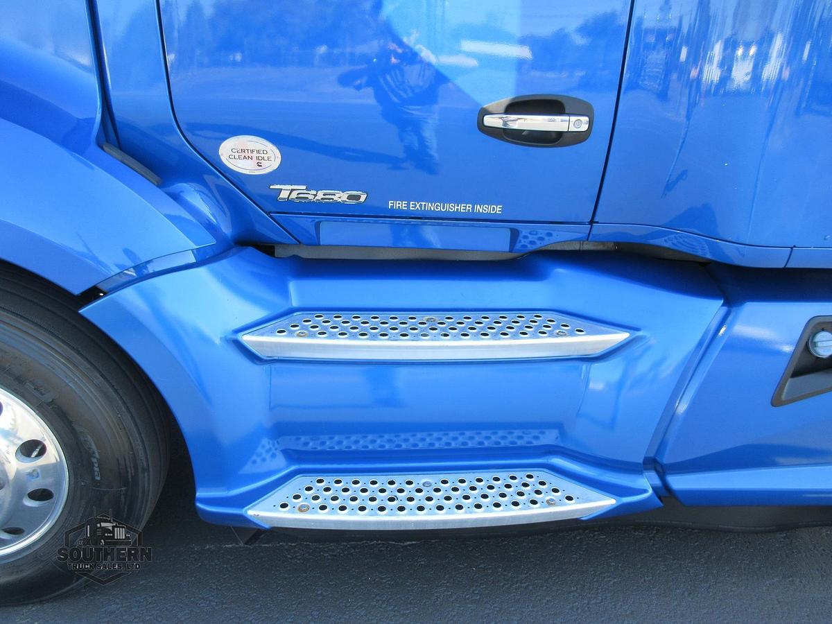 Used 2021 KENWORTH T680