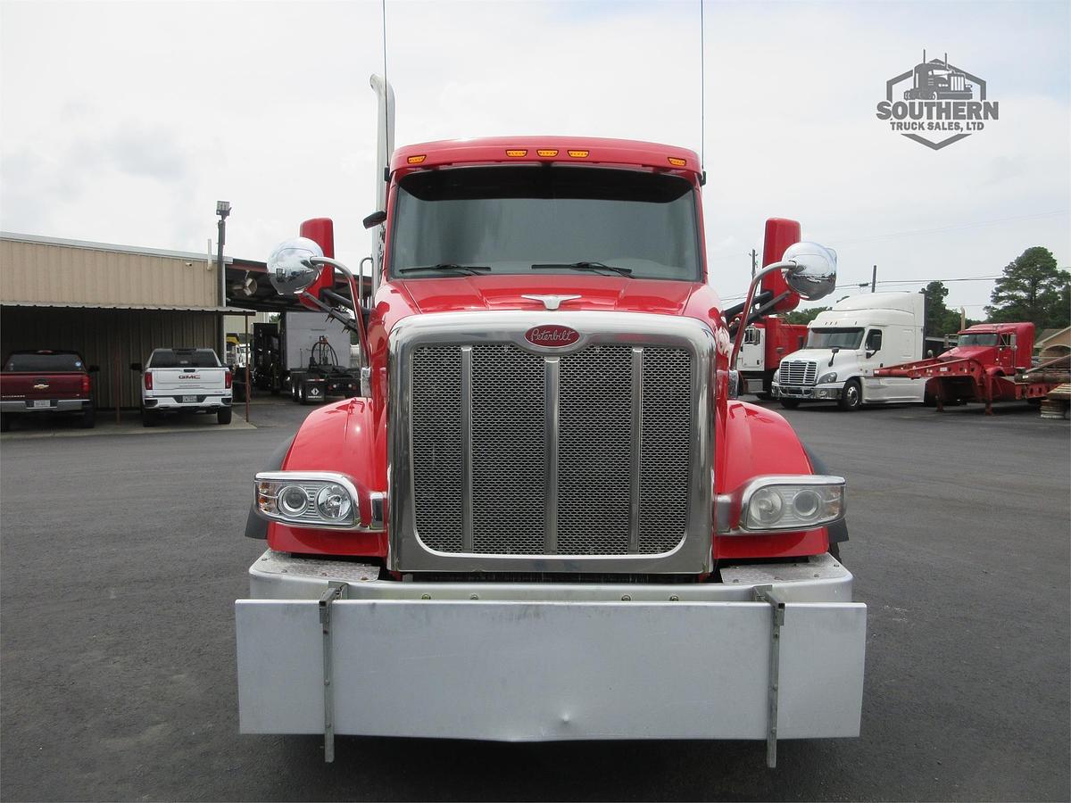 Used 2020 PETERBILT 567