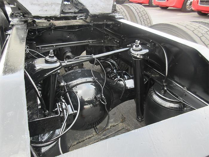 Used 2017 PETERBILT 389