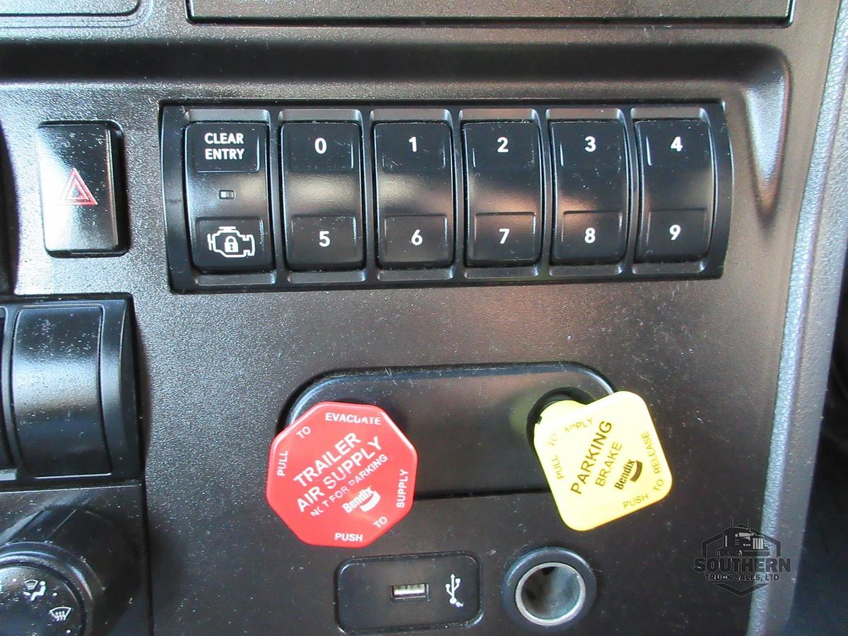 Used 2021 INTERNATIONAL LT