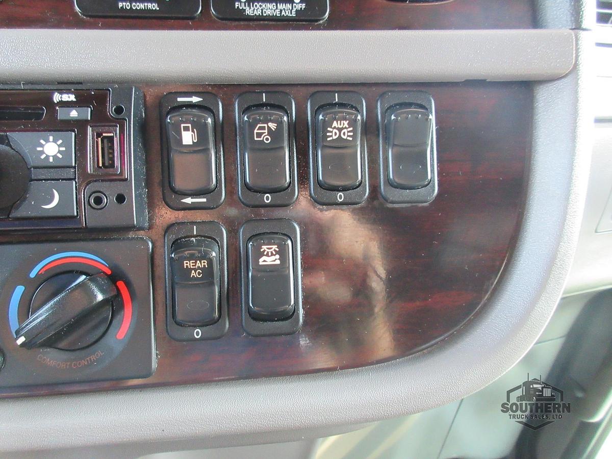 Used 2019 PETERBILT 389