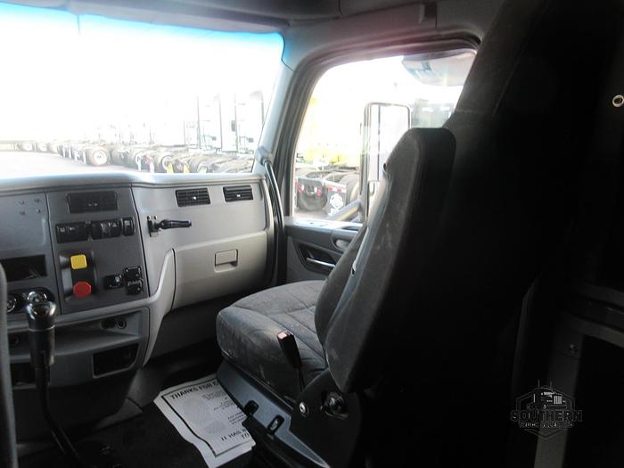Used 2015 PETERBILT 579
