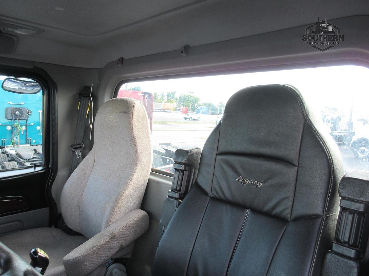 Used 2019 PETERBILT 389