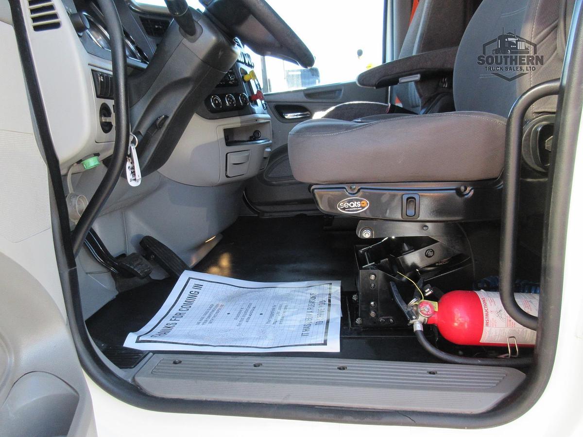 Used 2019 PETERBILT 579