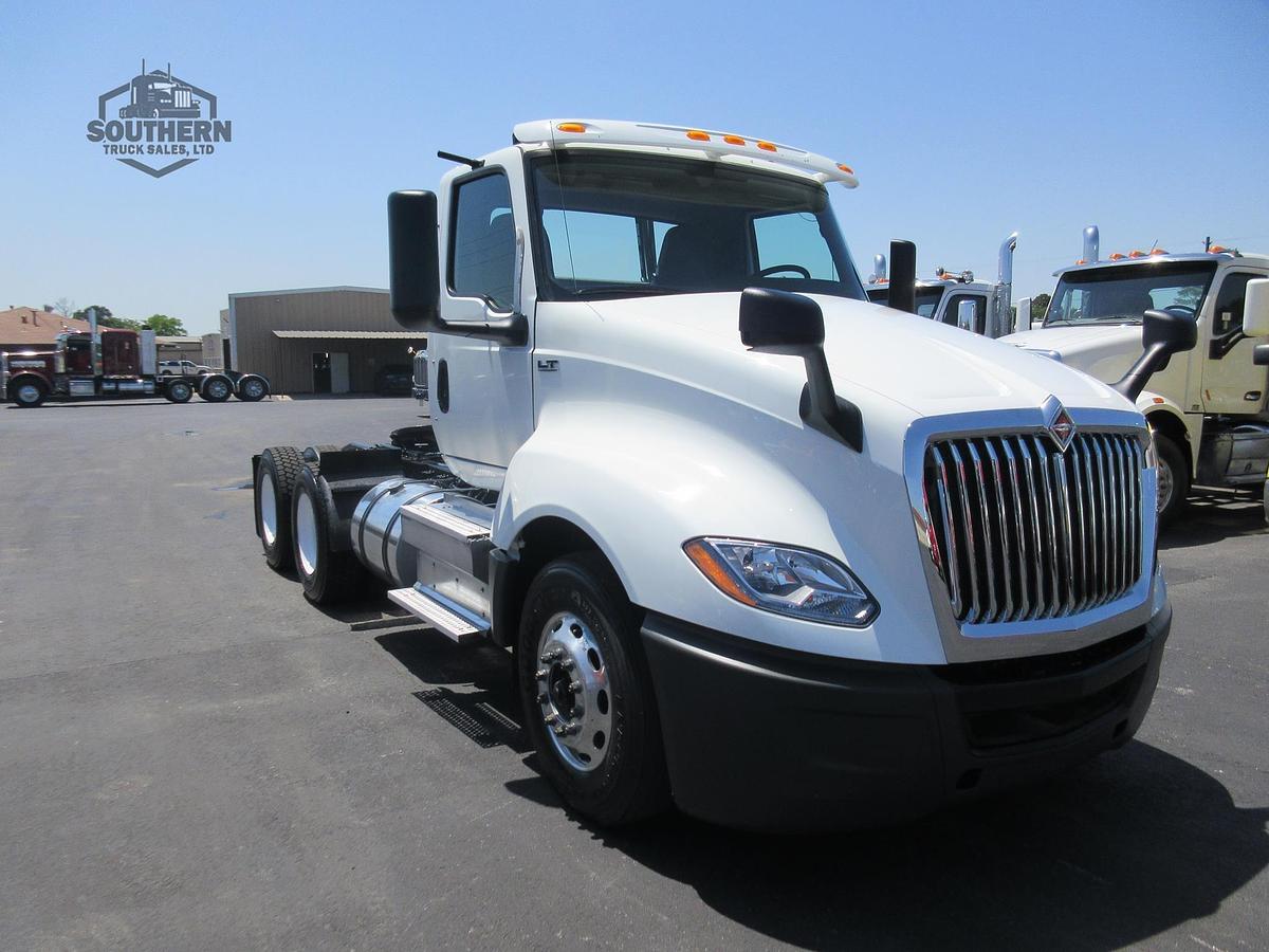 Used 2018 INTERNATIONAL LT